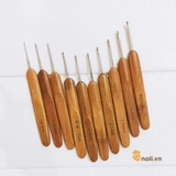 Single wooden crochet hook