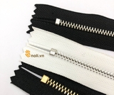 Gold zipper as a handbag accessory