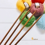 Wood knitting needles 2 ends 4 pieces 3mm