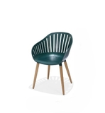 Nassau Carver Easy Chair