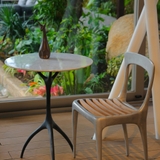 CAST CHAIR in Aluminum