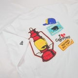 TEE NEW ERA CAMPING STICKERS WHITE - 12866495