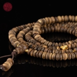 Vòng tay Trầm Hương hạt nút cận chìm 6 li