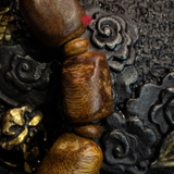 Vòng tay Trầm Hương cận chìm hàng xưa cho nam (size trung)