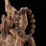 Vòng tay Trầm Hương tròn 14 li cận chìm ( loại 1 )