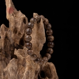 Vòng tay Trầm Hương tròn 10 li cận chìm ( loại 1 )