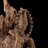 Vòng tay Trầm Hương tròn 10 li cận chìm ( loại 3 )