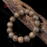 Vòng Trầm Hương tròn già dầu 14 li Malay