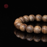 Vòng tay Trầm Hương tròn 10 li cận chìm ( loại 3 )