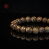 Vòng tay Trầm Hương tròn 8 li cận chìm ( loại 2 )