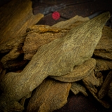 Vụn trầm rục vàng cao cấp hiếm có ( giá 10 gram )