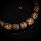 Vòng tay Trầm Hương Lu Thống 8 Li Chìm Nước (9,2g)