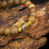 Vòng trầm hương tròn banh đỏ 10 li mix bạc