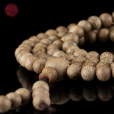 Vòng tay trầm hương 108 hạt 6 li tốc già