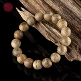 Vòng tay Trầm Hương tròn 12 li banh bông già