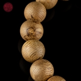 Vòng tay trầm hương tròn 10 li banh