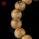 Vòng tay Trầm Hương tròn 12 li banh