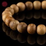 Vòng tay Trầm Hương tròn 9 li banh