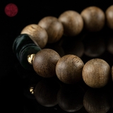 Vòng tay Trầm Hương tròn banh bông dầu tốt mix ngọc