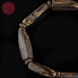 Vòng tay trầm hương chìm cao cấp dạng hạt tự nhiên ( 7,45 gr )