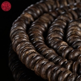 Vòng quấn Trầm Hương hạt nút tự nhiên chìm Malay ( 16G)