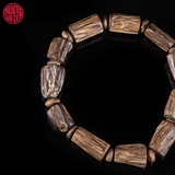 Vòng Trầm Hương hạt tự nhiên già dầu Malay ( size trung )