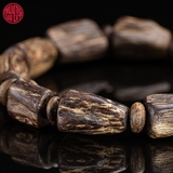 Vòng Trầm Hương hạt tự nhiên già dầu Malay ( size trung )