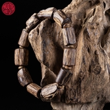 Vòng Trầm Hương hạt tự nhiên già dầu Malay ( size lớn )