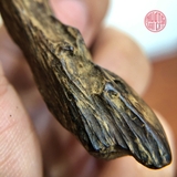 MẶT TRẦM CHÌM BỌC VÀNG DẠNG TỰ NHIÊN 02 (7 gram )