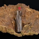 MẶT DÂY CHUYỀN TRẦM HƯƠNG CHÌM NƯỚC DÁNG TỰ NHIÊN (2,8G)