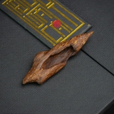 MẶT DÂY CHUYỀN TRẦM HƯƠNG CẬN CHÌM DÁNG TỰ NHIÊN (2,9G)