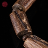 Vòng tay trầm hương Khánh Hòa hạt tự nhiên chìm Hiếm