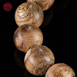 Vòng tay Trầm Hương Tereng banh bông 12 li Hiếm