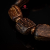 Vòng tay trầm hương chìm nước dạng hạt tự nhiên