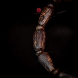 Vòng tay trầm hương chìm nước dạng hạt tự nhiên