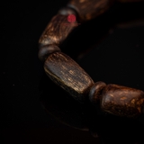 Vòng tay trầm hương chìm nước dạng hạt tự nhiên