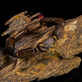 Vòng tay Trầm Hương cận chìm dạng hạt tự nhiên Hiếm ( size nam trung )