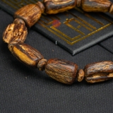 Vòng tay Trầm Hương cận chìm dạng hạt tự nhiên Hiếm ( size nữ )