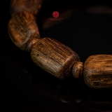 Vòng tay Trầm Hương cận chìm hạt tự nhiên cho nam(size nhỏ)