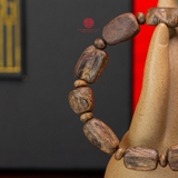 Vòng tay Trầm Hương cận chìm hạt tự nhiên cho nam (size nhỏ)