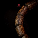 Vòng Tay Trầm Hương lu thống cận chìm cho nam (10x12mm)