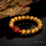 Vòng trầm hương banh quầng 10 li mix ngọc đỏ