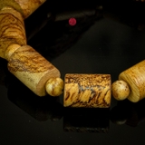 Vòng trầm hương trúc 12 li mix đá đỏ