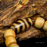 Vòng trầm hương lu thống 12 li mix đá Dzi