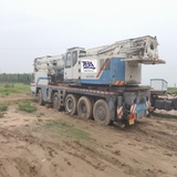 XE CẨU 90 TẤN ZOOMLION QY90V DATE 2010