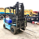 XE NÂNG DẦU SUMITOMO 2.5 TẤN SX 2015