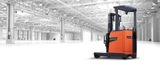 Xe nâng điện reach truck đứng lái Toyota 8FBR20