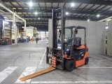 Xe nâng điện TOYOTA 8FB20 nâng cao 4500mm