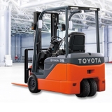 Xe nâng điện 3 bánh Toyota 8FBE10