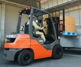 Xe nâng Toyota Geneo 8FD35-80. An toàn với môi trường- Dễ sử dụng